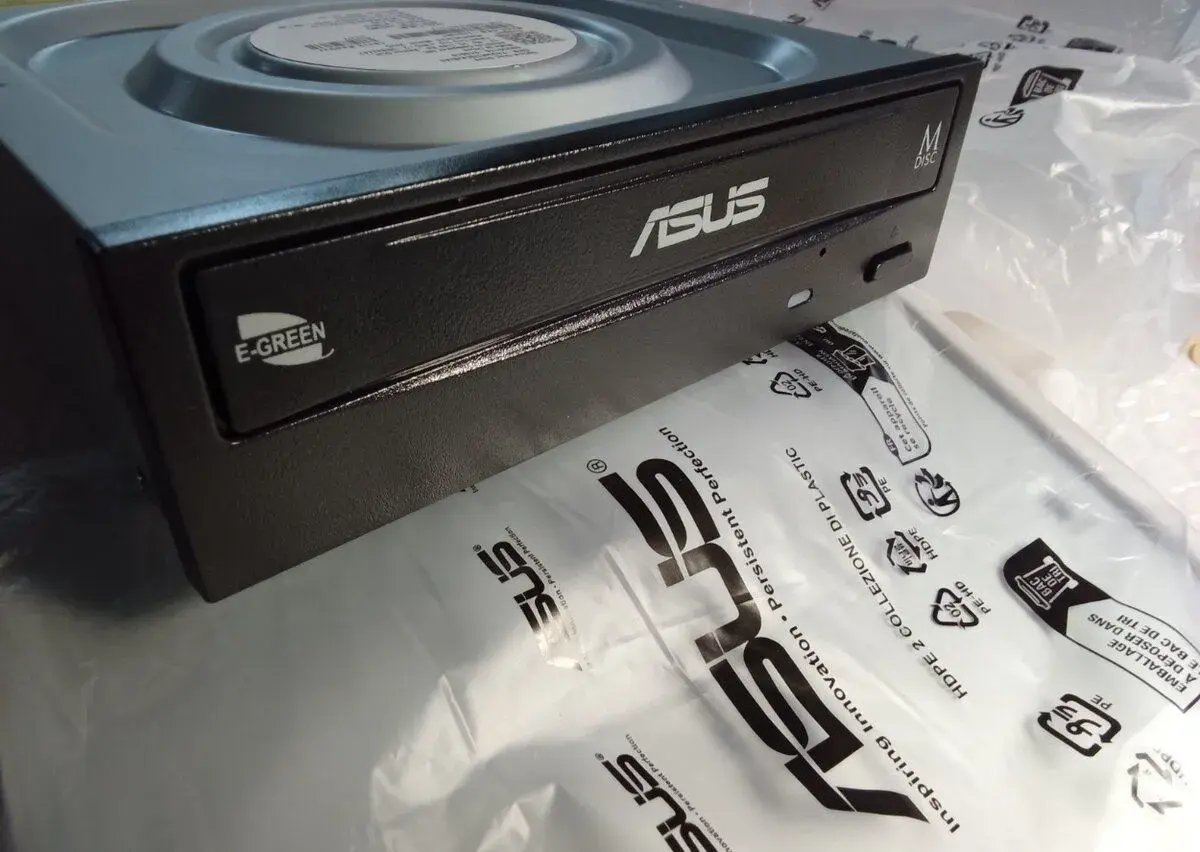 Interní ASUS DRW-24D5MT nova záruka 2x