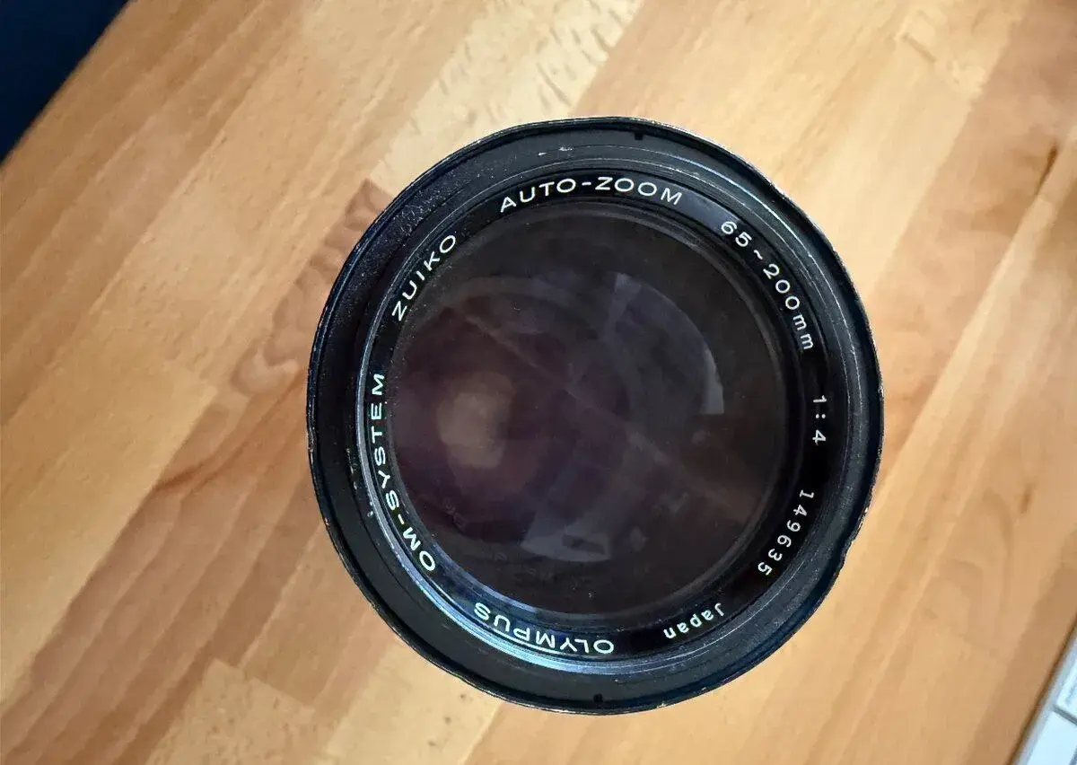 Olympus OM-System Zuiko Auto-Zoom 65–200 mm f/4
