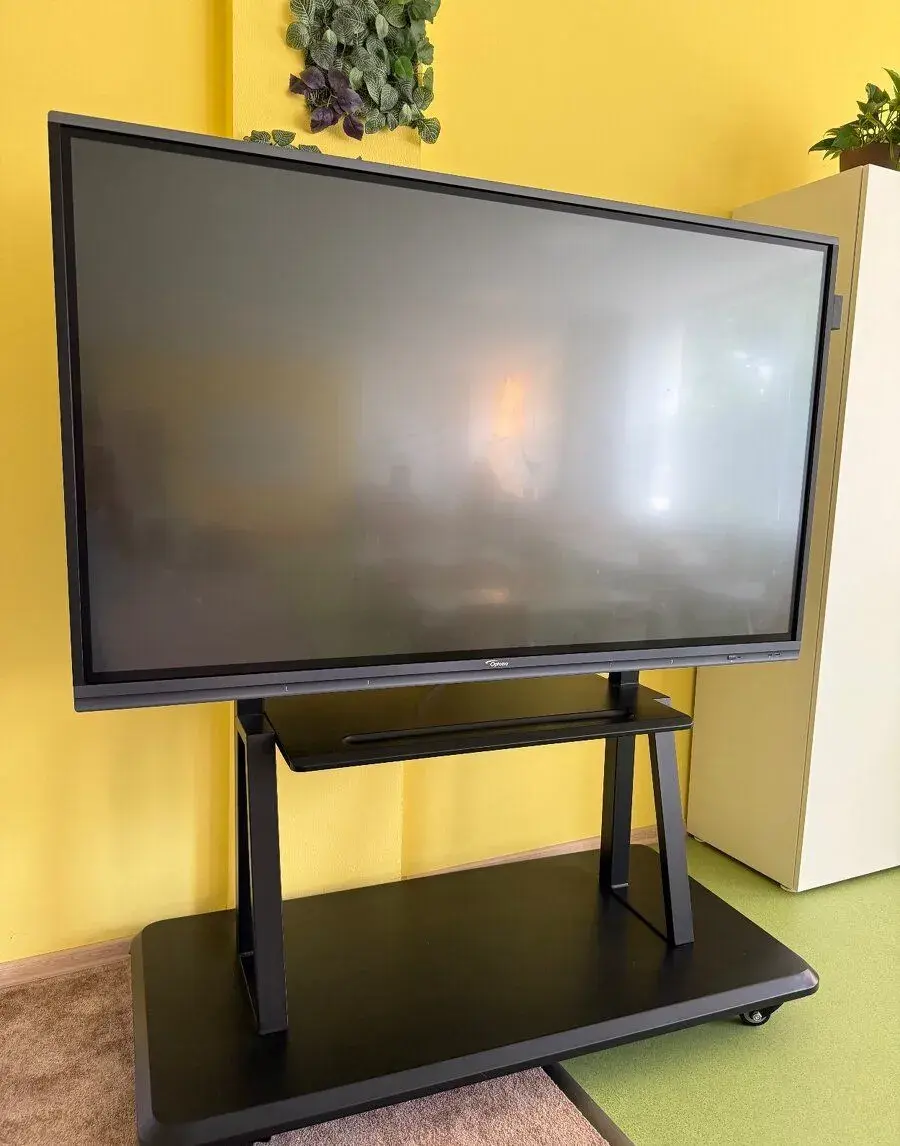 INTERAKTIVNÍ DOTYKOVÁ OBRAZOVKA OPTOMA 5652RK