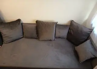 Gauč s úložným prostorem
