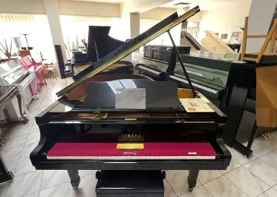 Japonský klavír Yamaha G2 se zárukou 5 let, doprava zdarma.