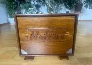 Shruti Box Sundaris Deluxe C 432 Hz Indické harmonium