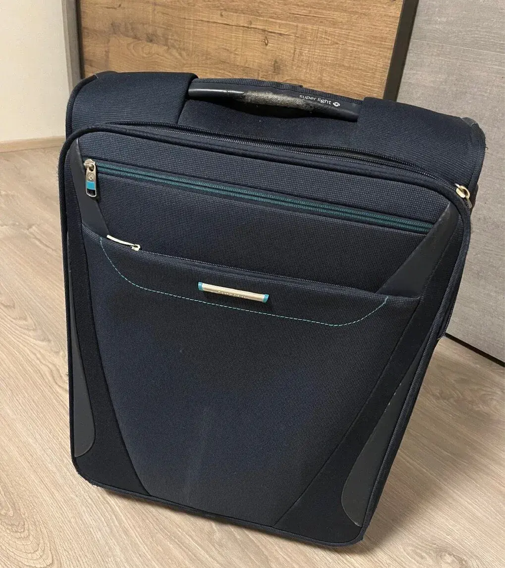 Samsonite. Příruční batožina. Zavazadlo.