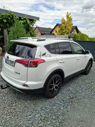 Toyota Rav4 – 2017, 172 000 km