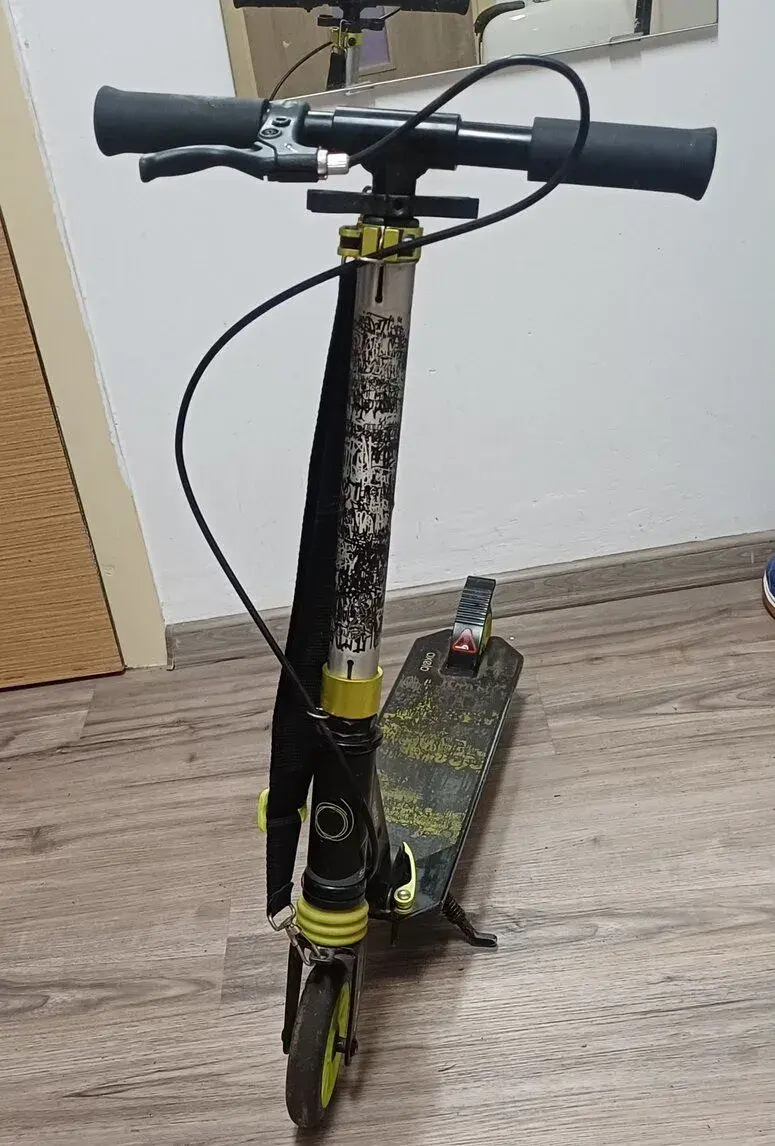 Koloběžka OXELO skládací