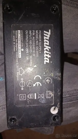 Nabíječku MAKITA DC 3600