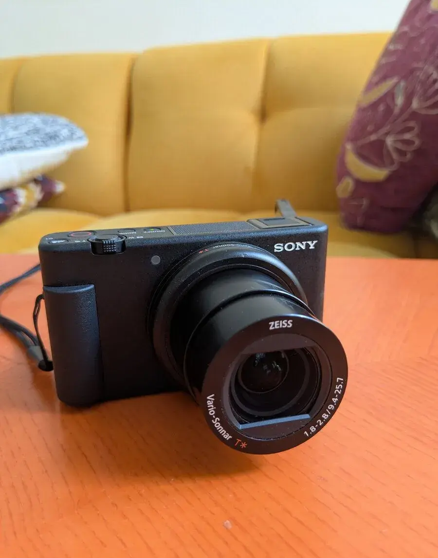 Sony ZV-1