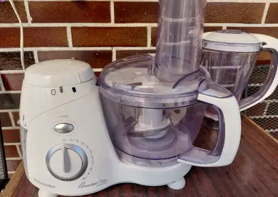 Kuchyňský robot Electrolux Assistent line all in one