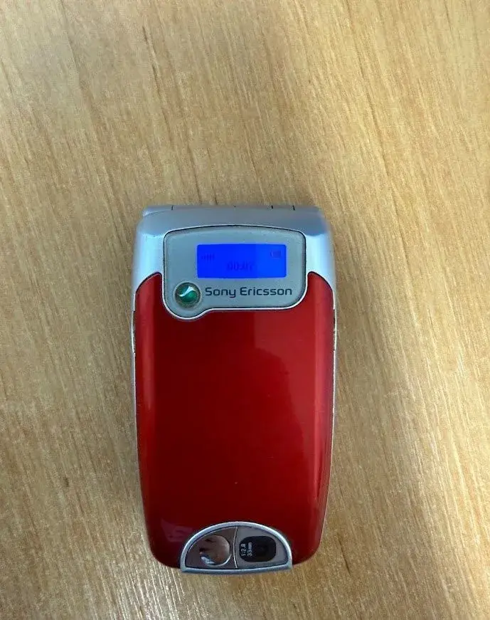 Sony Ericsson Z600 vše na přístroji odzkoušené a v pořádku