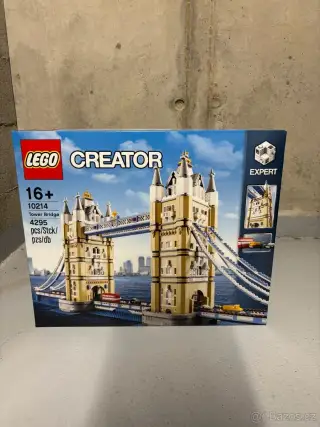 10214 LEGO Tower Bridge