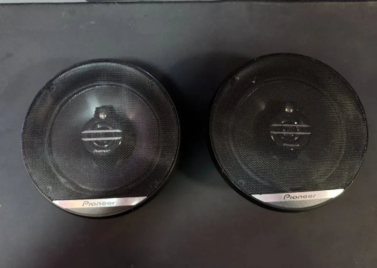 Pioneer TS-G1730F 17cm 300W – 2× repro + mřížky