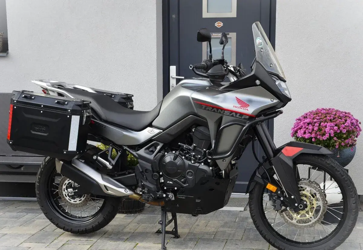 Honda XL 750 Transapl 1.majitel / CZ původ / DPH