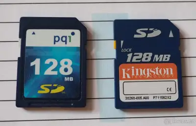 Paměťovou kartu SD 0,1 - 1 GB
