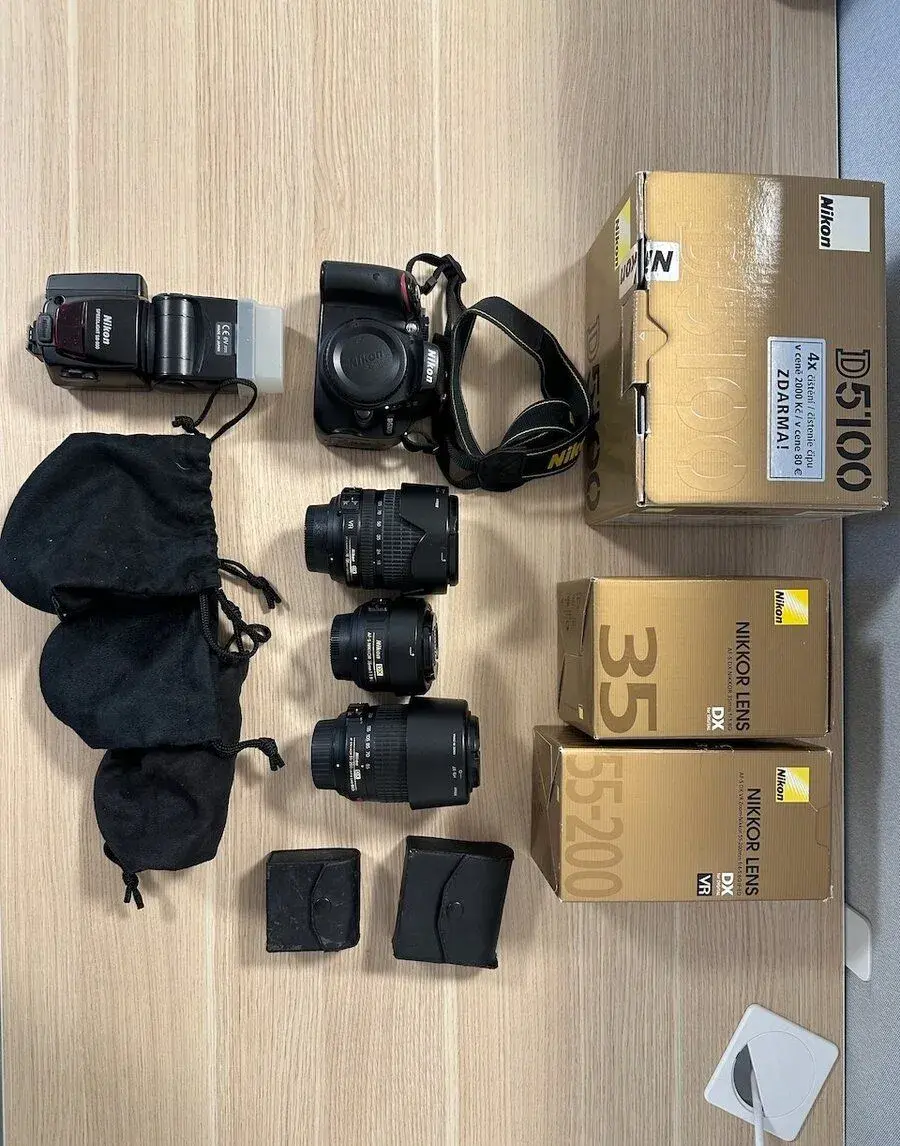 Nikon D5100 + 18-105 VR + 55-200 VR + filtry - komplet