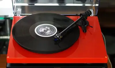 PRO-JECT DEBUT III COLOR RED s new SUMIKO OYSTER