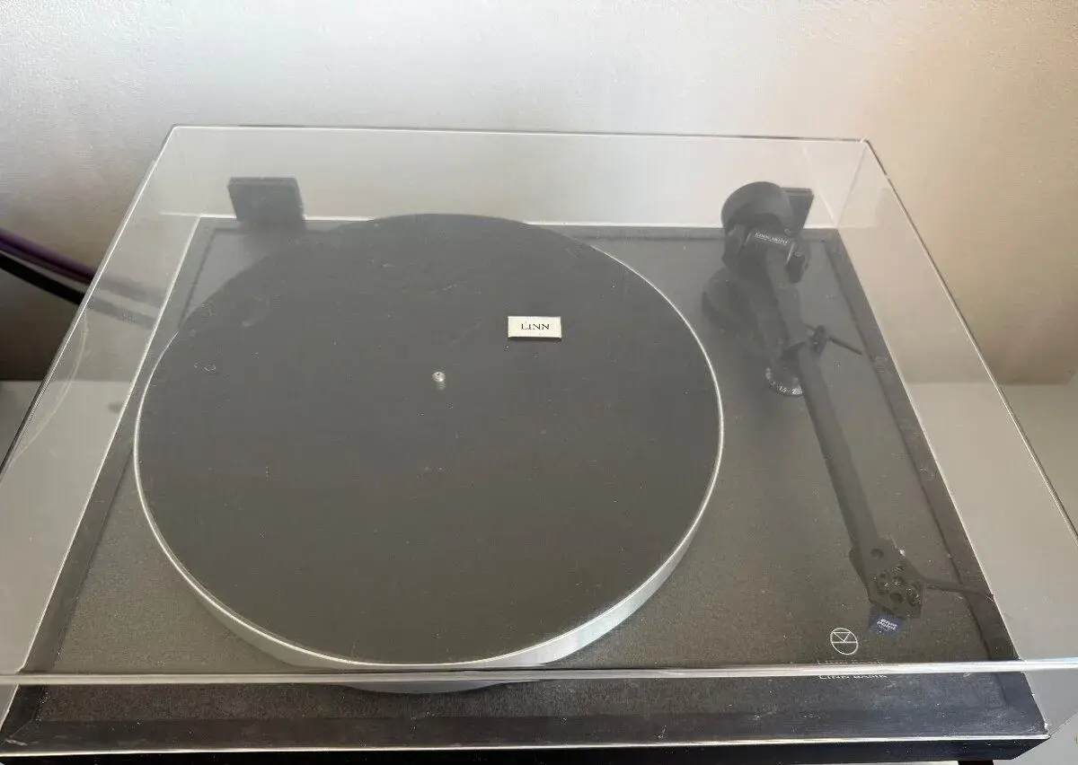Linn Basik + Akito + Sumiko Blue Point No. 2 – gramofon