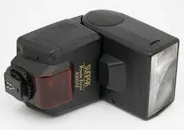 Blesk pro zrcadlovky Canon Sunpak-Japan jako nový
