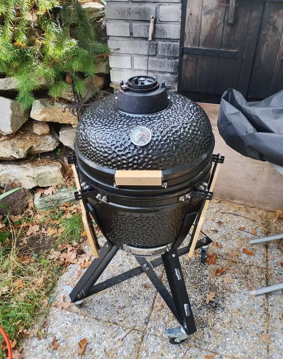 Grill keramicky