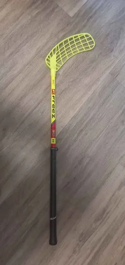 Detska Florbalka freez 74cm prava