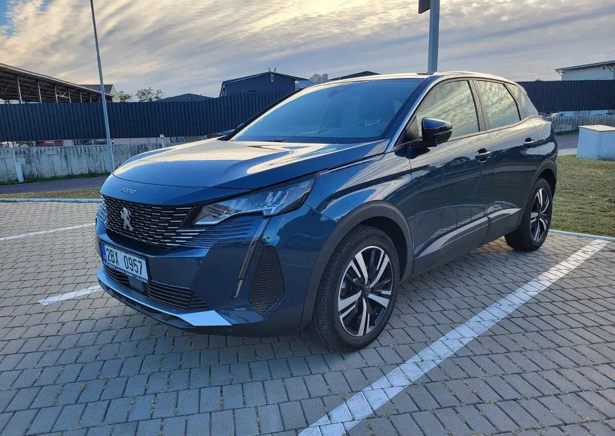 Peugeot 3008 – 2022, 105 000 km