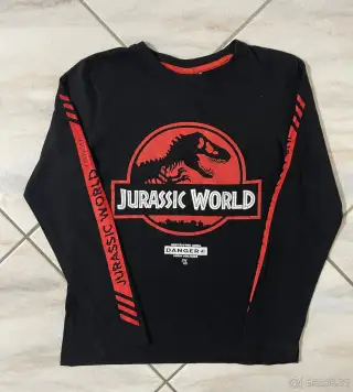 Tričko Jurassic World.
