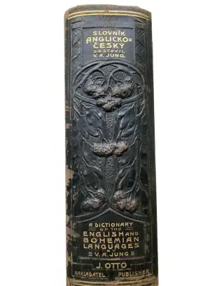 1911 anglicko‑český slovník V. A. Jung, J. Otto Praha