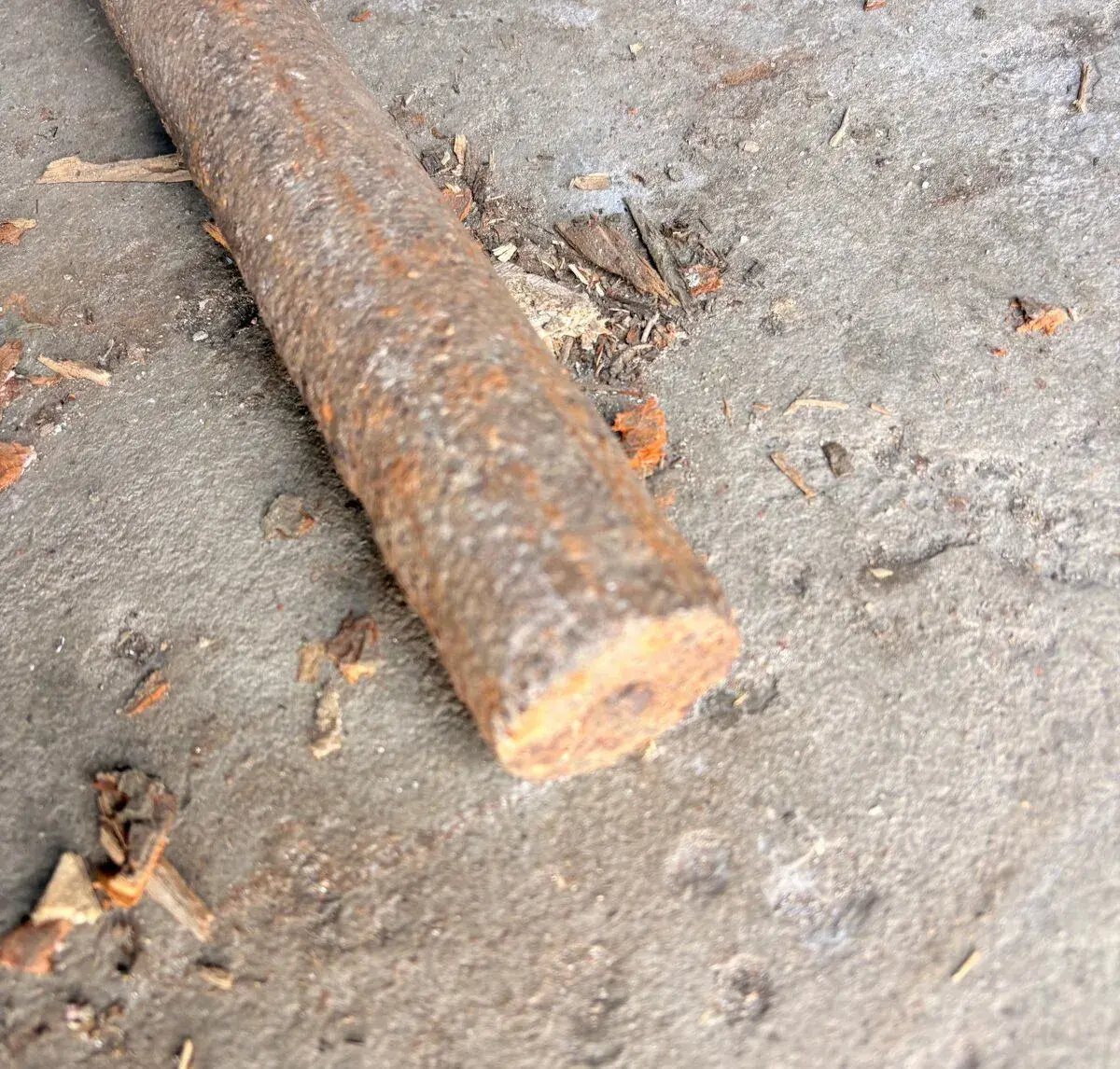 🔩 Historická ocelová hřídel Ø45 mm, 6 m (r. 1880)