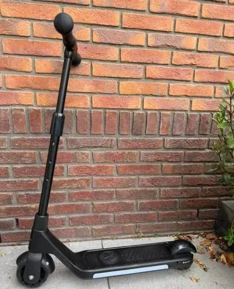 DENVER dětská elektrická koloběžka p.c 4800,- Kč