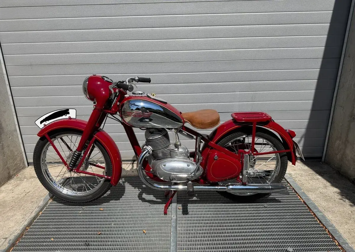 JAWA Pérák FJ 1947 s TP