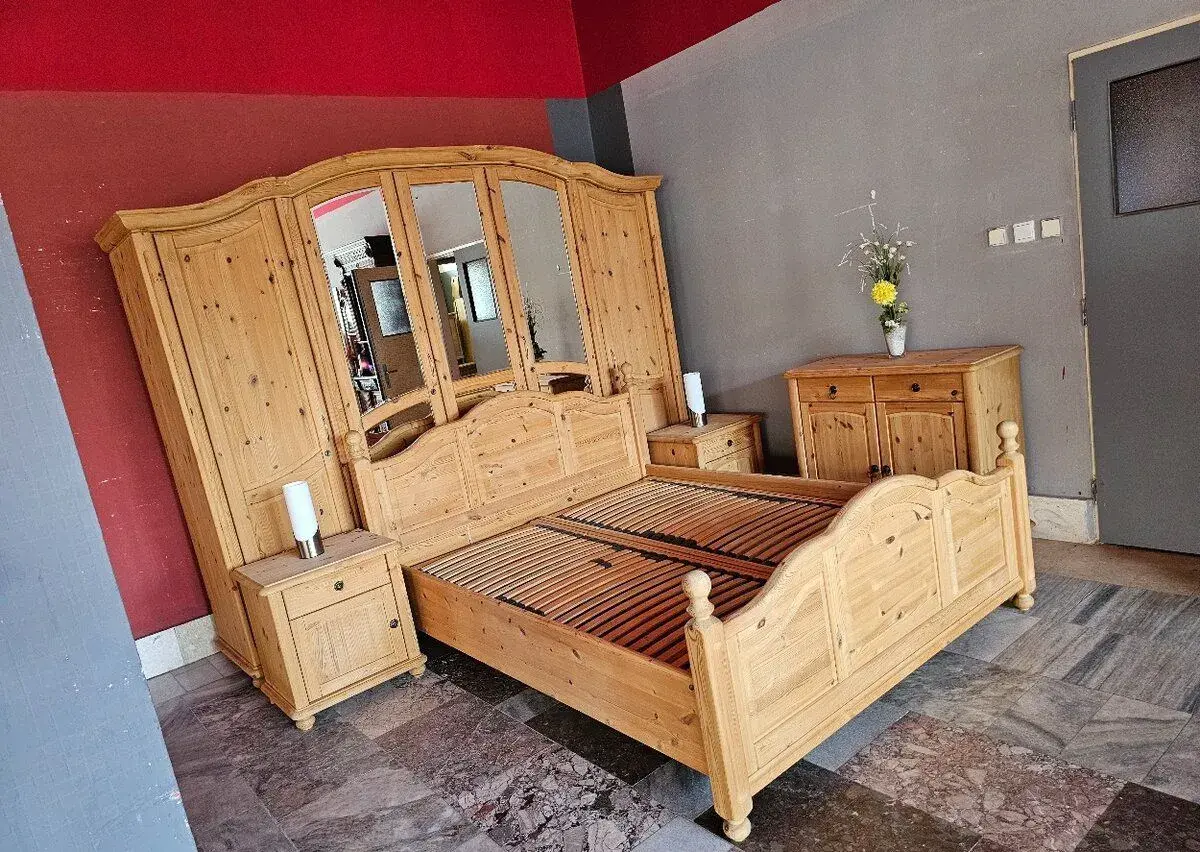 Celodřevená ložnice Jitona