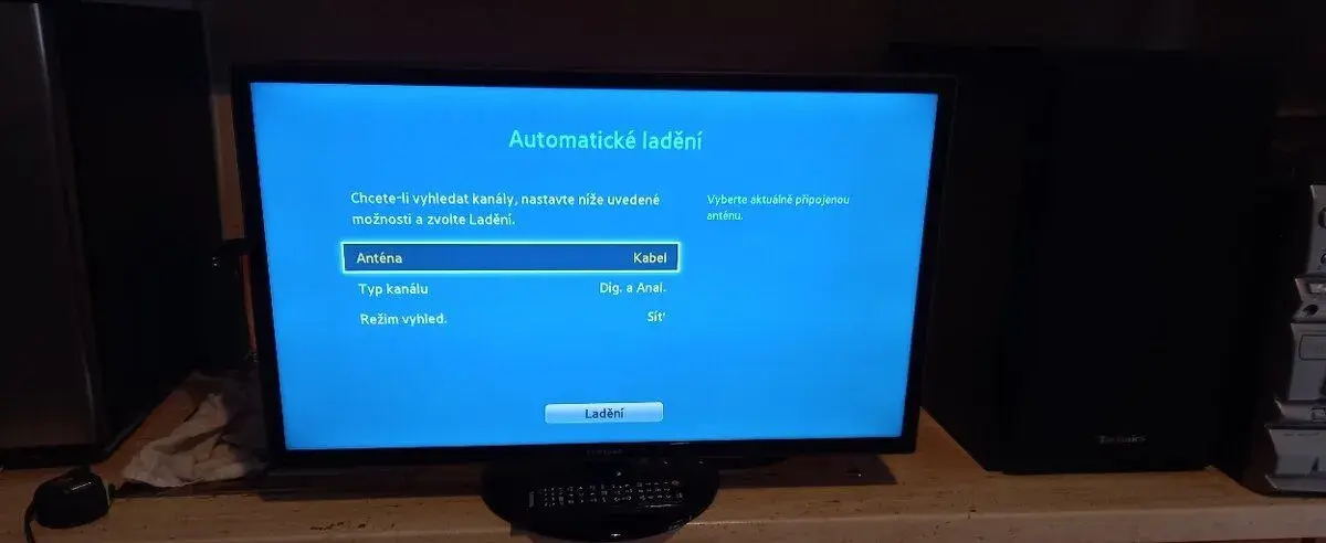Tv samsung úhlopříčka 71cm