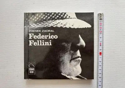 Federico Fellini, Zdenek Zaoral, 1989