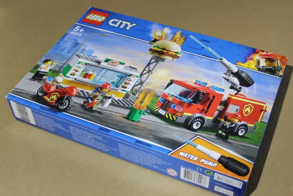 Lego City 60214 Burger Bar Fire Rescue