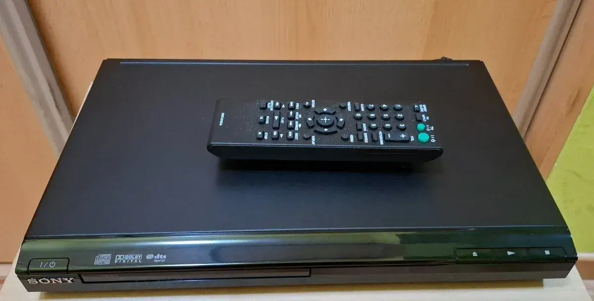 DVD přehrávač SONY