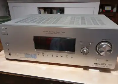 sestava reproduktorů + zesilovač Sony