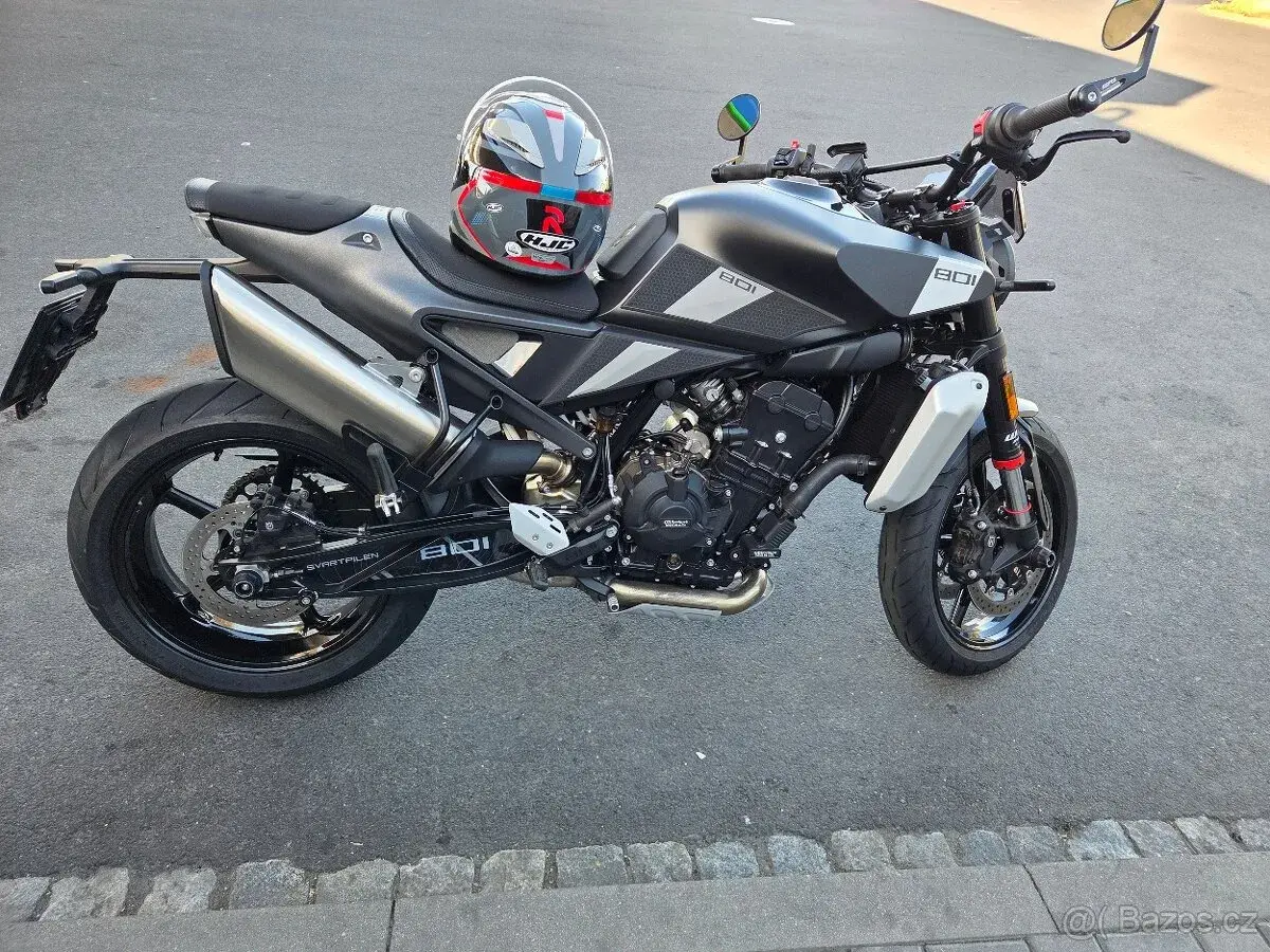 Husqvarna Svartpilen 801 , TOP, vybavená, ZÁRUKA 4 ROKY