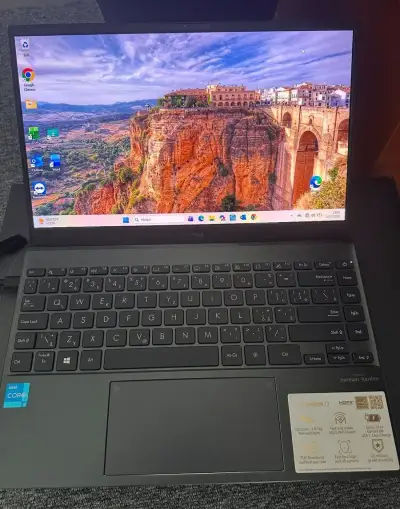 Notebook Asus Zen 13