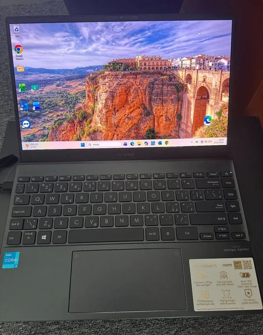 Notebook Asus Zen 13