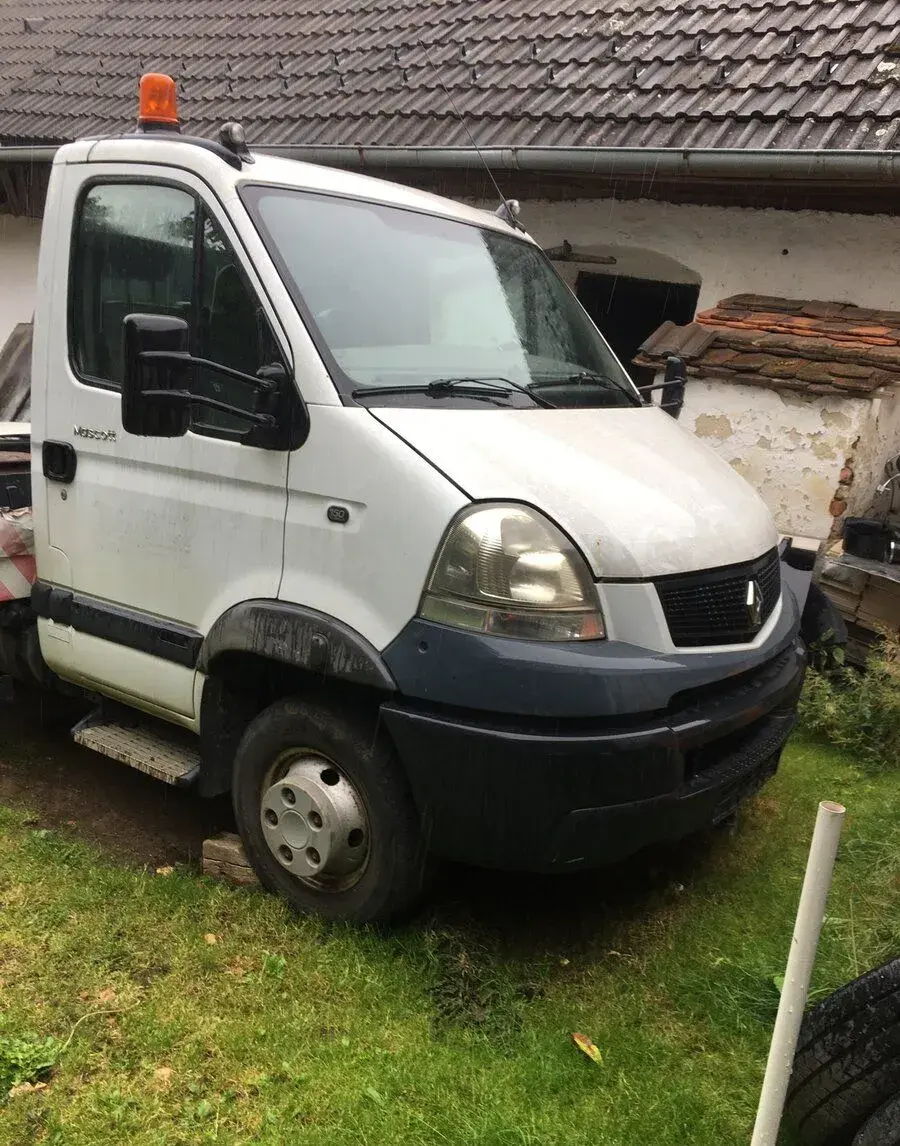 Renault Mascott – 2010
