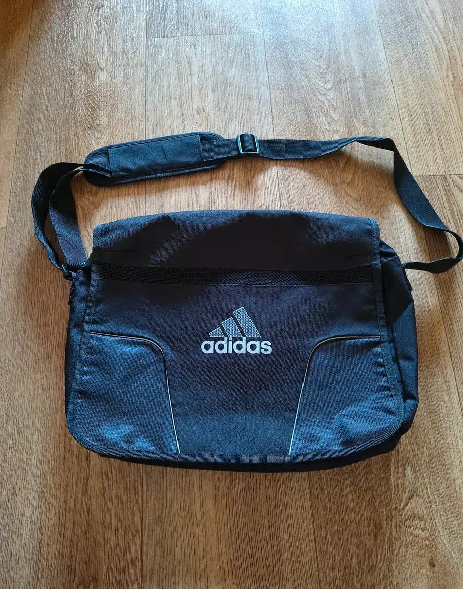 Taška přes rameno Adidas