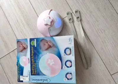 Infantino - dětská noční lampička