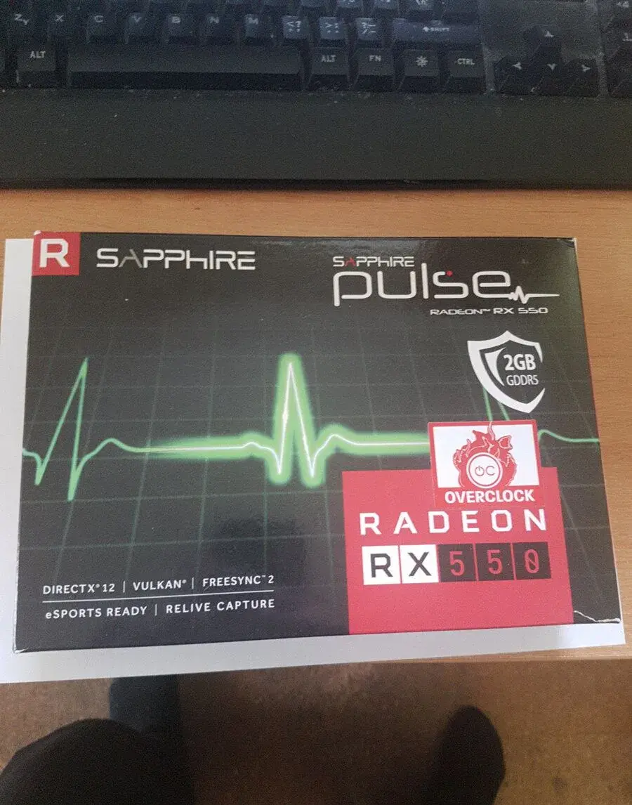 Graf. karta AMD Radeon RX550 2GB.