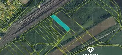 Pole 4 922 m², Podíl 50 % o výměře 2 461 m²