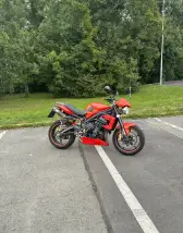 Triumph street triple 675 R