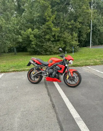 Triumph street triple 675 R