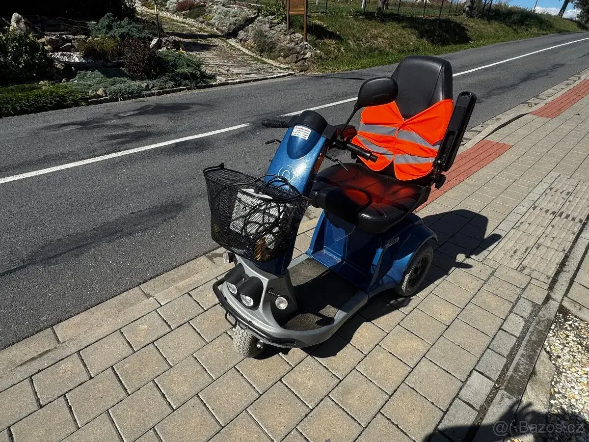 Starší elektrický vozilu