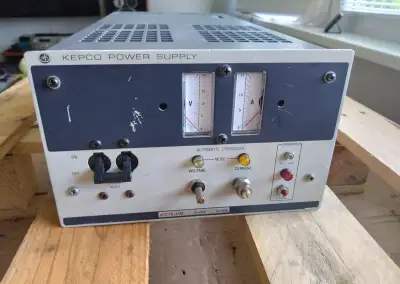 Laboratorní zdroj KEPCO ATE 15-15M