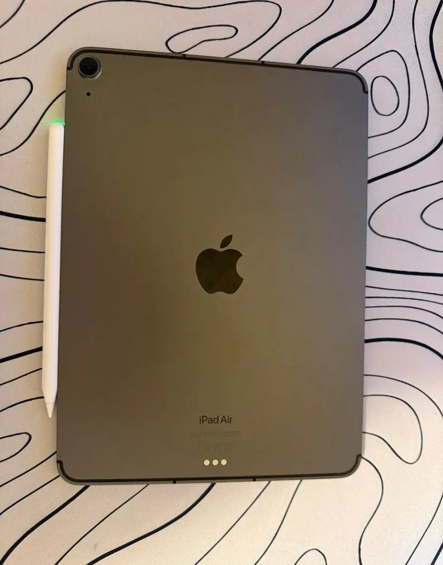 Ipad Air 2022 + Stylus