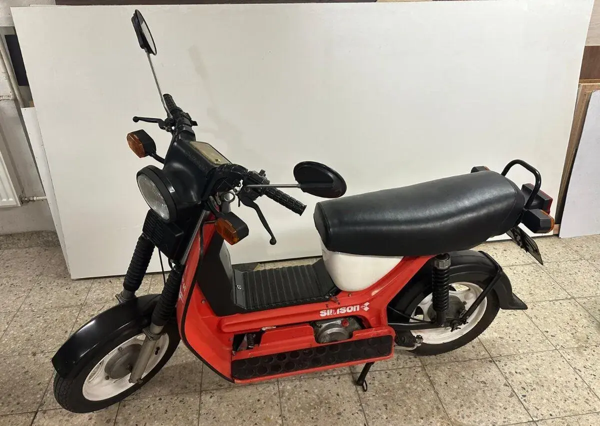Skútr Simson