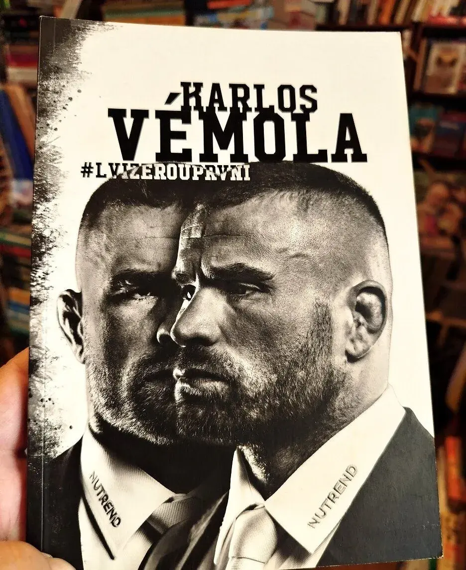 KARLOS VÉMOLA: LVI ŽEROU PRVNÍ (nesehnatelné)